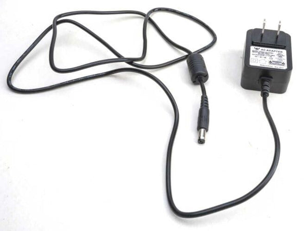 Walthers Layout Control System 942-110 2-Amp 12-Volt Filtered DC Power Supply image 0