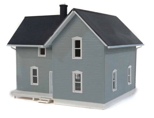 Walthers Cornerstone #933-3789 HO Scale Tillman Farm House Kit image 2