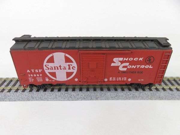 VTG Athearn Blue Box HO Scale 40' Boxcar ATSF Santa Fe Railroad Kadee's image 0