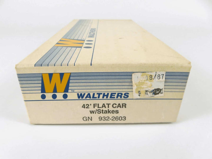 Walthers 932-2603 HO Scale GN Great Northern 42' Flat Car W/Stakes Kit NOS image 1