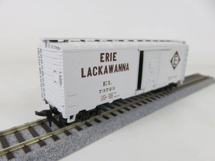 Athearn Blue Box HO Scale EL Erie Lackawanna Railroad 40' Boxcar #73723 image 3