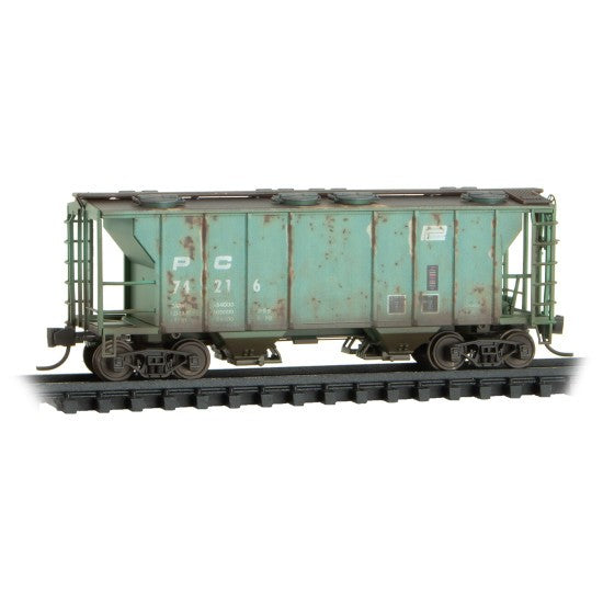 Micro Trains 094 44 100 N Scale Penn Central PS-2 2-Bay Covered Hopper Weathered