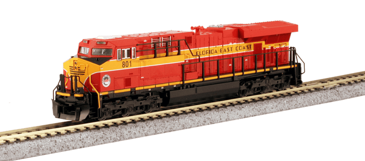 Kato 176-8946 N Scale FEC Florida East Coast GE ES44C4 Diesel Locomotive #801 image 0
