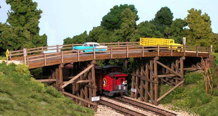 Monroe Models #2007 HO Scale Wooden Country Road Bridge Kit NIB image 0