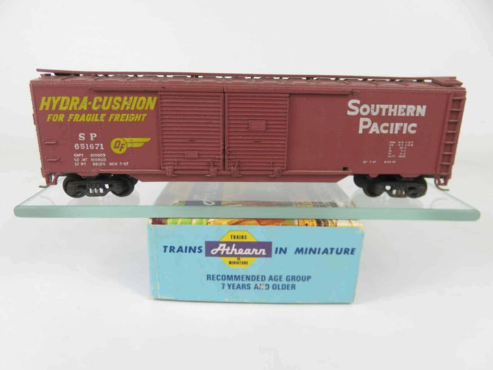 Athearn HO Scale 50' Boxcar Double Door Auto Boxcar SP Southern Pacific Kadee's image 1