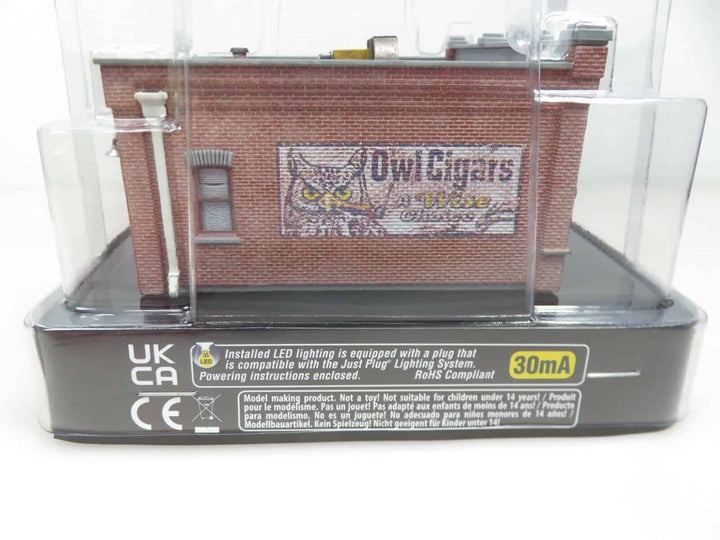 Woodland Scenics HO Scale BR5069 Built &amp; Ready Smith Brothers TV/Appliance Store image 8