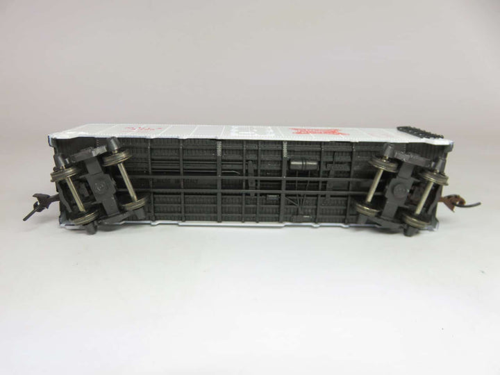 Rivarossi HO Scale 40 Foot Boxcar Miller High Life Beer Refeer image 5