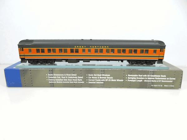 Walthers 932-10413 HO Great Northern Pullman Heavyweight 6-3 Passenger Car image 0
