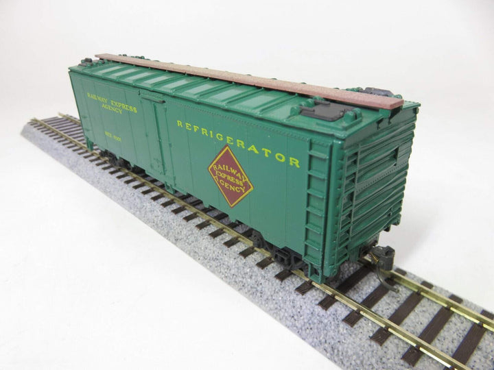 VTG Athearn Atlas HO Scale Lot of 6 Refrigerator Refeer Cars Kadee's image 11