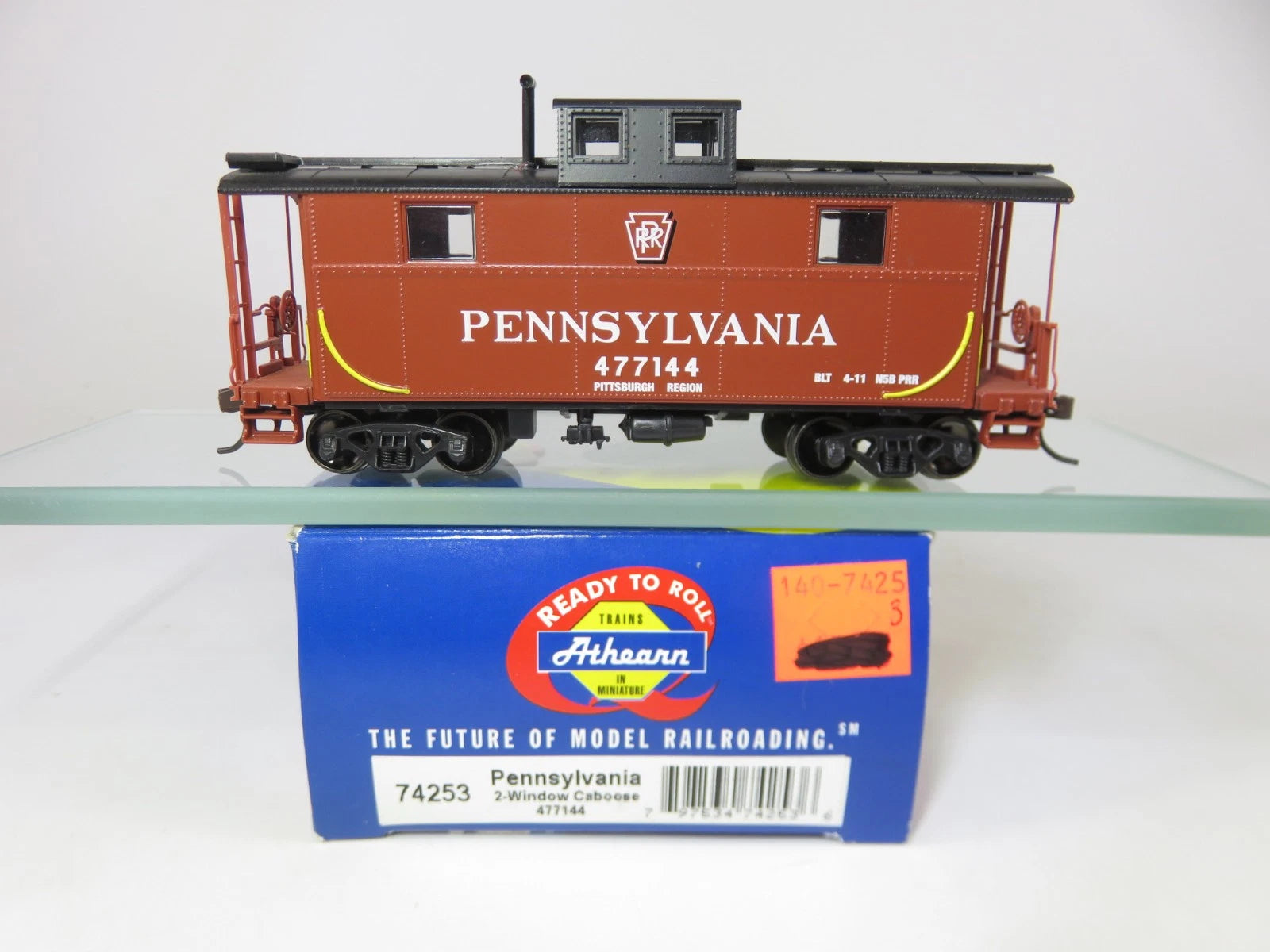 Athearn 74253 HO Scale PRR Pennsylvania 2-Window Caboose #477144 ...