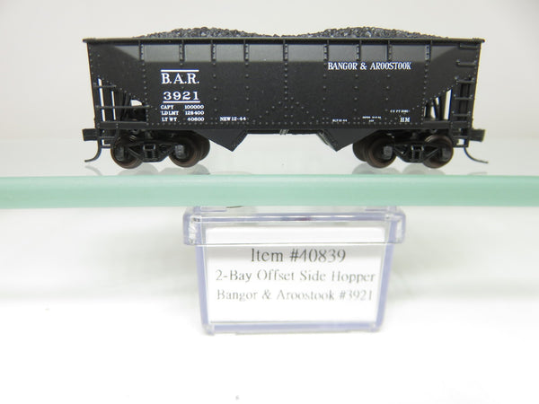 Atlas 40839 N Scale 2-Bay Offset Side Hopper BAR Bangor & Aroostook Road #3921