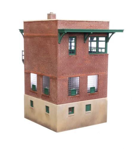 Walthers Cornerstone HO #933-3554 Pennsylvania Interlocking Tower Flat Roof Kit image 2