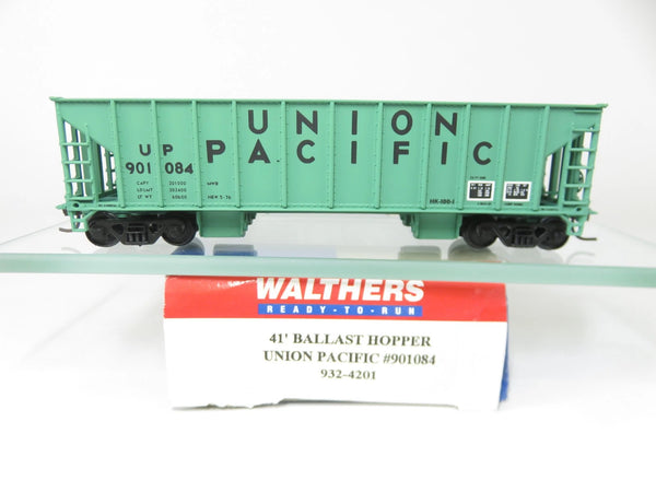 Walthers 932-4201 HO Scale 41' Ballast Hopper UP Union Pacific #901084 NOS