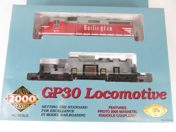 Proto 2000 23111 HO Scale CB&Q Burlington EMD GP30 Diesel Locomotive New Gears