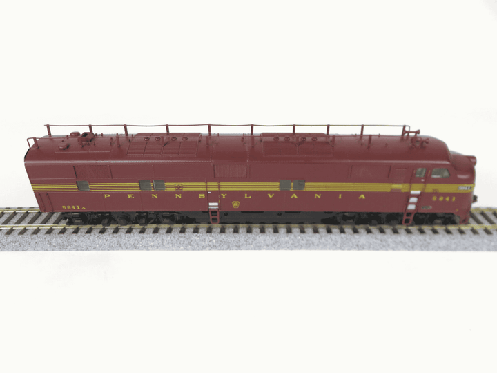 Broadway Limited BLI HO Pennsylvania EMD E7A/B Diesel Locomotive Set DCC Sound image 6
