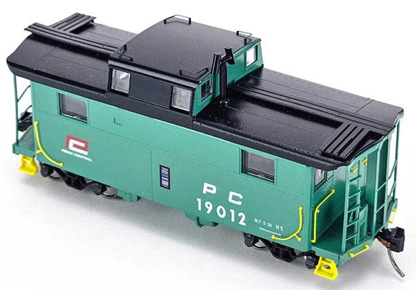 Bowser #43355 HO Scale N-5 Caboose Penn Central Road #19012 NIB