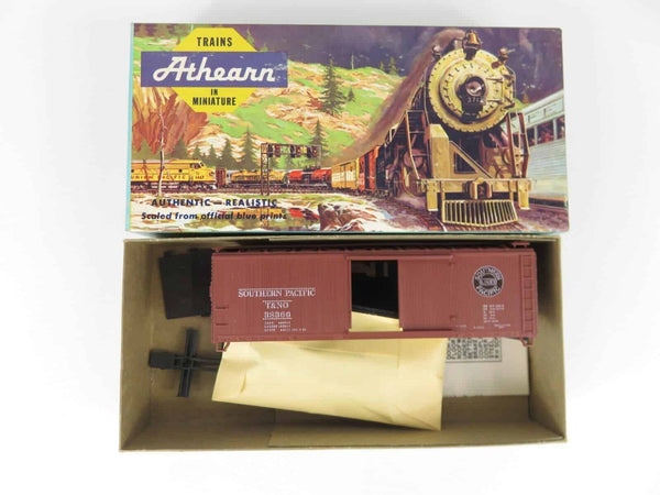 Athearn Blue Box #5235 40' Wood Boxcar SP Southern Pacific Unassembled Kit NOS image 0