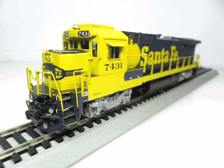 Overland Models Brass OMI-5152 HO Scale Santa Fe GE Dash 8-40B Locomotive #7431 image 3