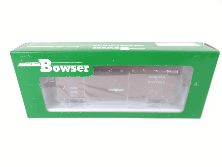 Bowser 43312 HO Scale N&amp;W Norfolk Western X31 B2 4-Door Boxcar #49239 image 1