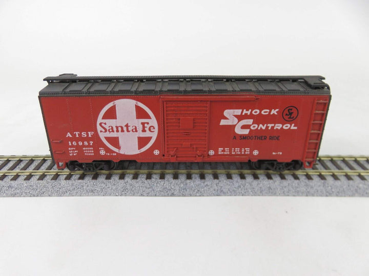 VTG Athearn Blue Box HO Scale 40' Boxcar ATSF Santa Fe Railroad Kadee's image 3