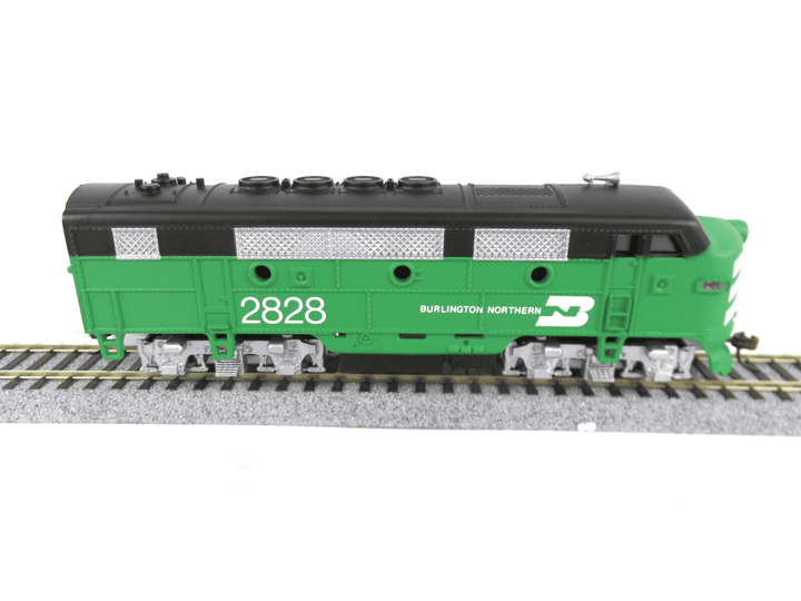 Model Power 96805 HO Scale BN Burlington Northern EMD F2-A Diesel Locomotive image 7