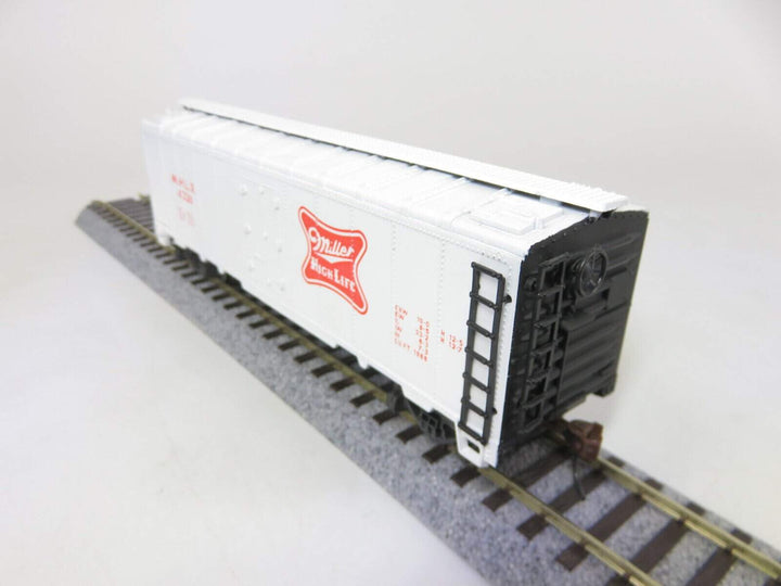 Rivarossi HO Scale 40 Foot Boxcar Miller High Life Beer Refeer image 3