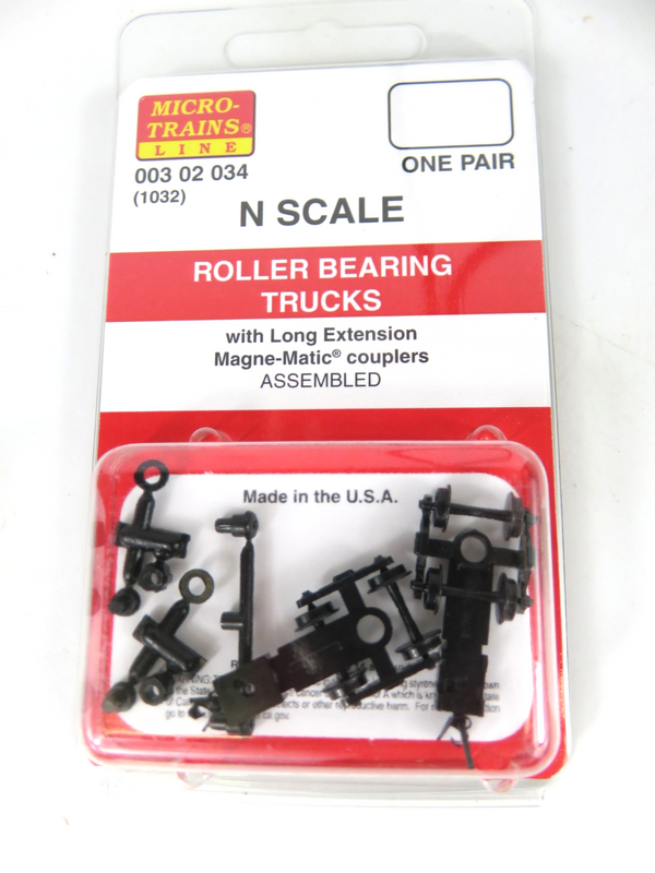Micro-Trains 00302034 N Scale Roller Bearing Trucks w/ long ext. couplers 1 pr