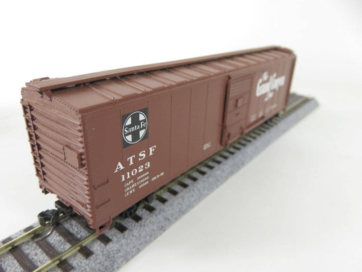 Athearn Blue Box HO Scale ATSF Santa Fe 50' Single Door Boxcar Kadee's image 3