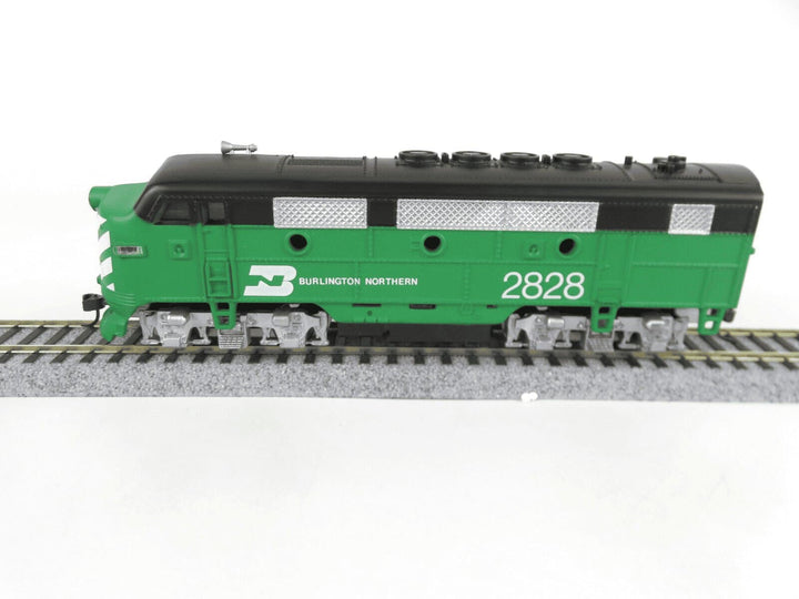 Model Power 96805 HO Scale BN Burlington Northern EMD F2-A Diesel Locomotive #2 image 7