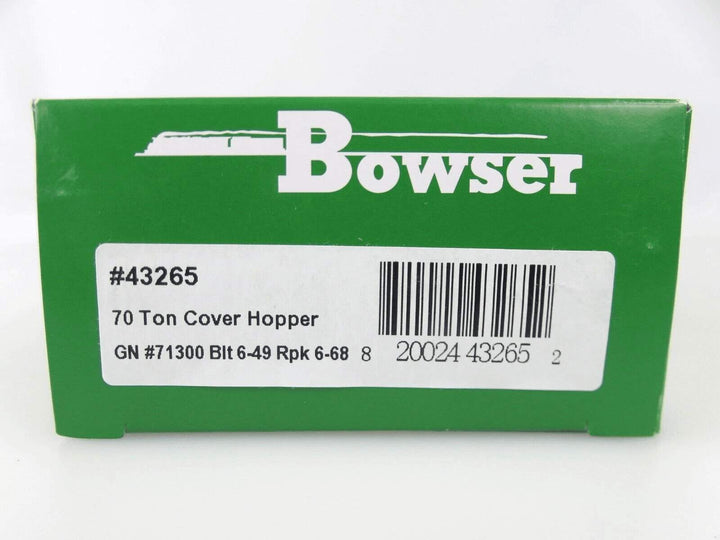 Bowser #43265 HO Scale 70-Ton 2-Bay Covered Hopper GN Great Northern #71300 image 2