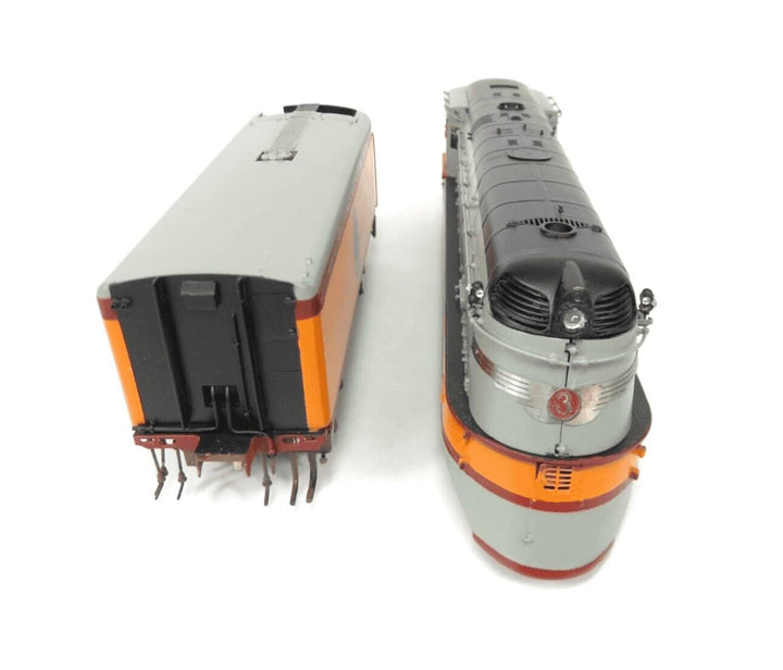 Overland Models OMI-1463 Brass HO Milwaukee Road 'A' 4-4-2 Locomotive Pro-Paint image 9