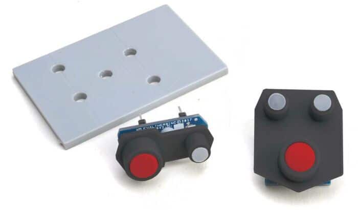 Walthers Layout Control System 942-122 2 Color LED Fascia Crossover Controller image 0