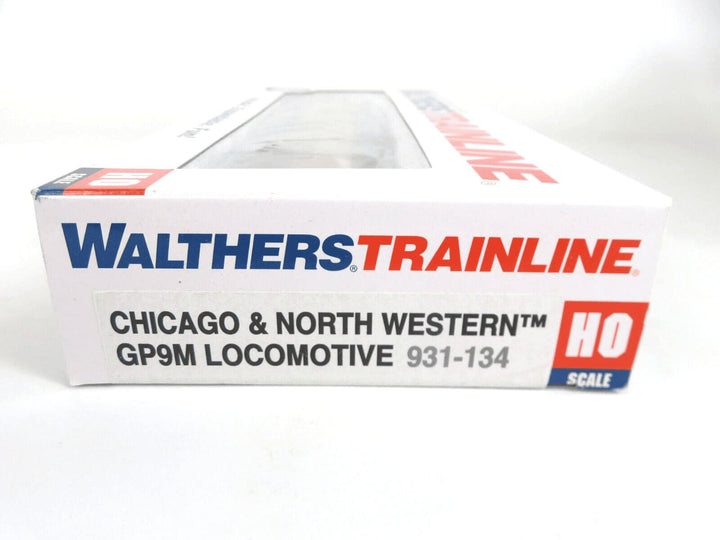 Walthers Trainline 931-134 HO Scale EMD GP9M C&amp;NW Chicago Northwestern 4304 NIB image 2
