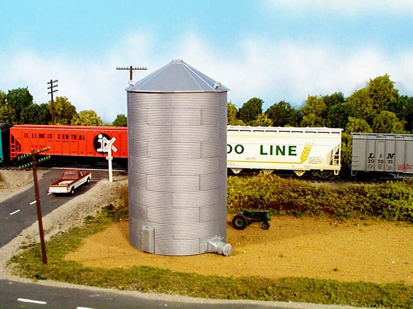 Rix Products 628-0305 HO Scale 44 Foot Tall Corrugated Grain Bin Kit image 0