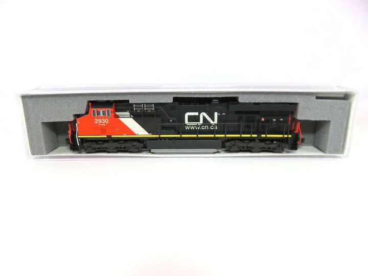Kato 176-8951 N Scale CN Canadian National GE ES44AC Diesel Locomotive #2930 NIB image 2