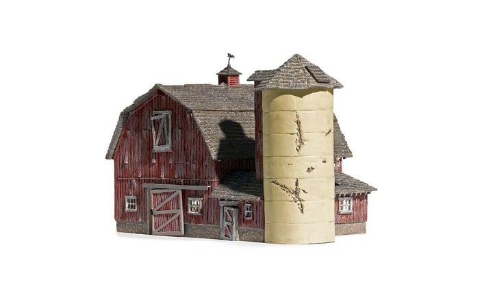 Woodland Scenics BR4932 Built and Ready N Scale Old Weathered Barn Building NIB image 1
