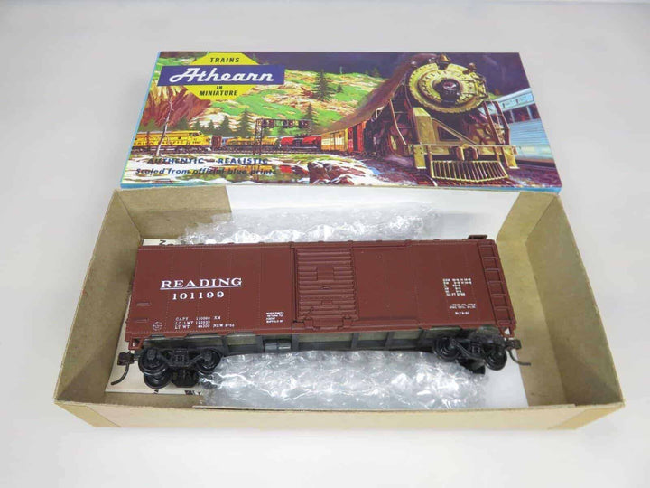 Bev-Bel Athearn HO Scale 40' Boxcar Reading Tuscan Red #101199 image 2