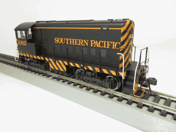 Atlas 10 000 432 HO Scale SP Southern Pacific Alco HH660 Diesel Locomotive 1002 image 3