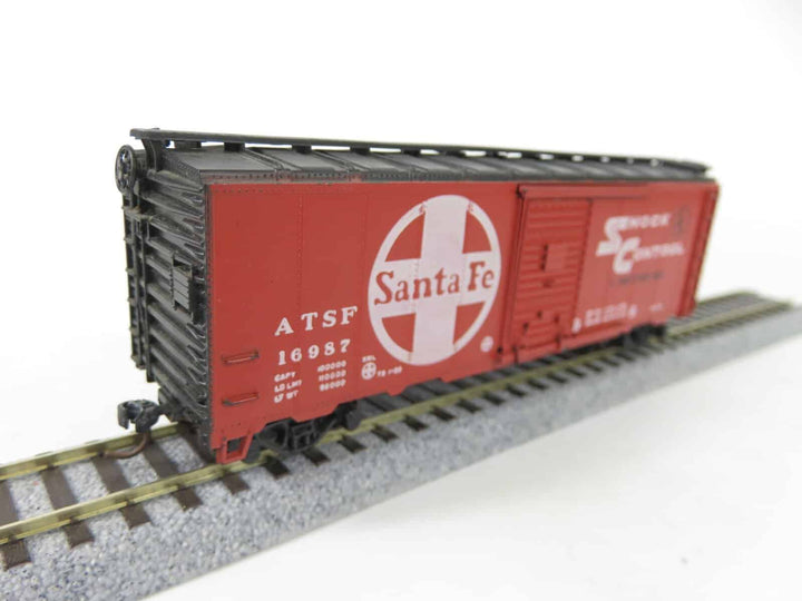 VTG Athearn Blue Box HO Scale 40' Boxcar ATSF Santa Fe Railroad Kadee's image 1