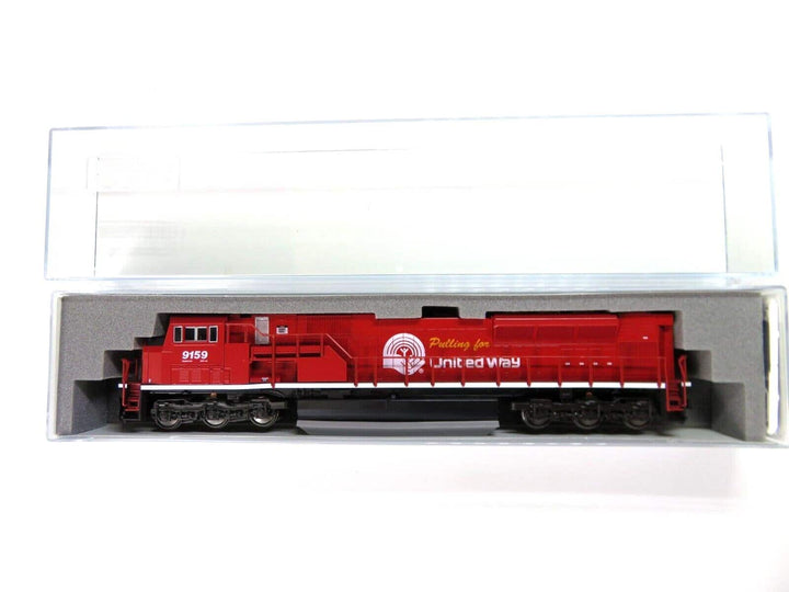 Kato 176-5628 N Scale CP Canadian Pacific EMD SD90/43MAC Diesel Locomotive #9159 image 2