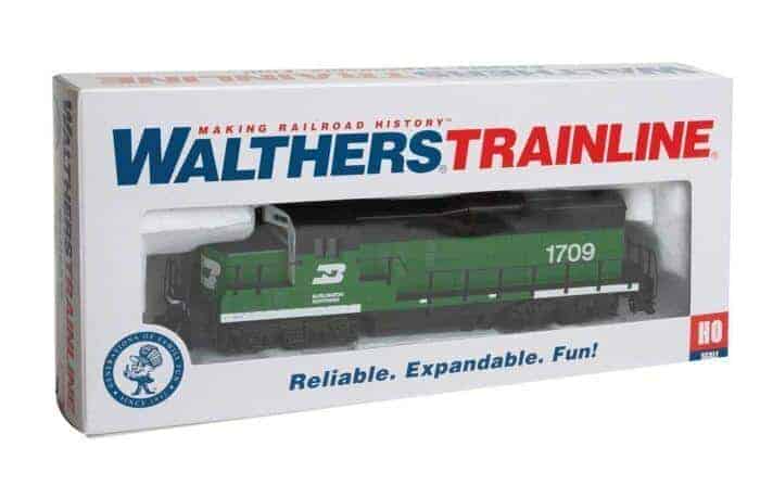 Walthers Trainline 931-101 HO Scale EMD GP9M Burlington Northern #1709 NIB image 6