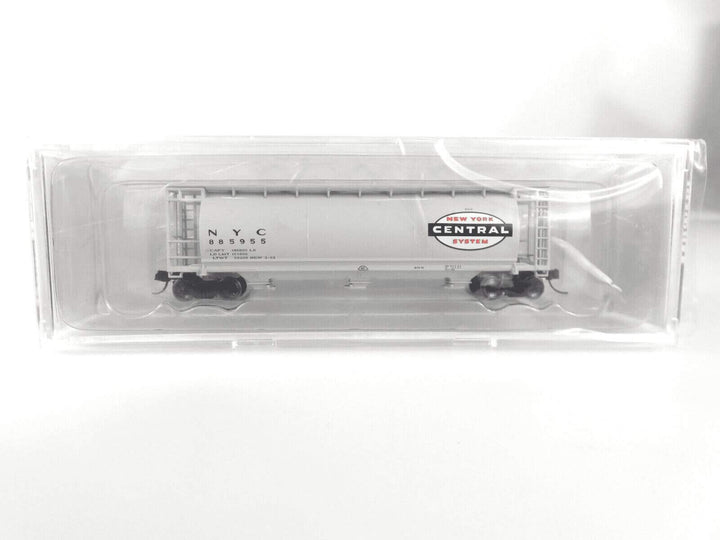 Bowser 38149 N Scale 3-Bay Cylindrical Covered Hopper New York Central 885955 image 1