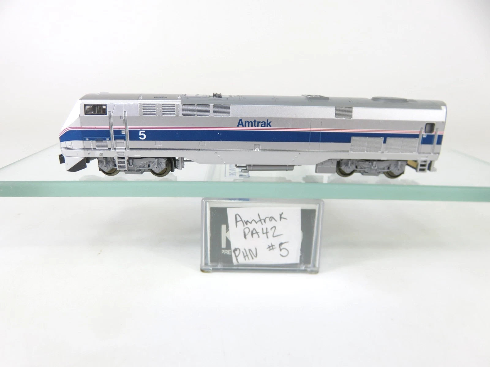 Kato N Scale Amtrak GE P42 Genesis Diesel Locomotive #5 – Nightwatch Trains